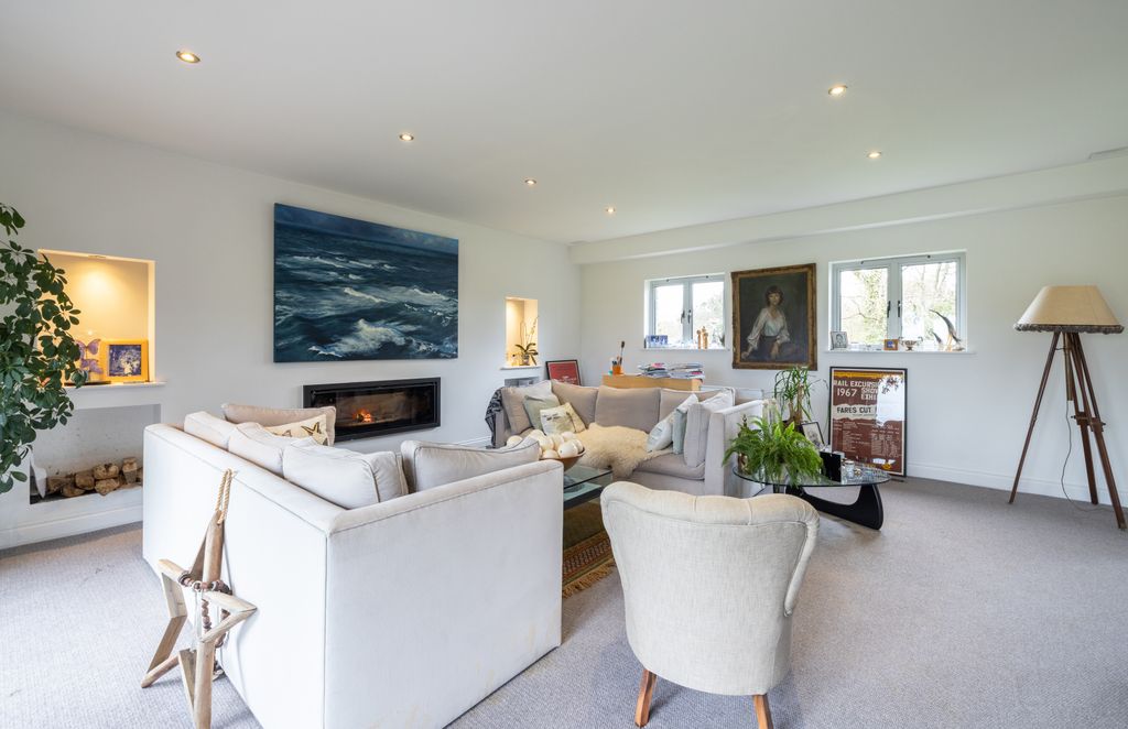 Additional image 11 of 7 bed detached house for saleLes Charrieres Malorey, St. Lawrence, Jersey JE3