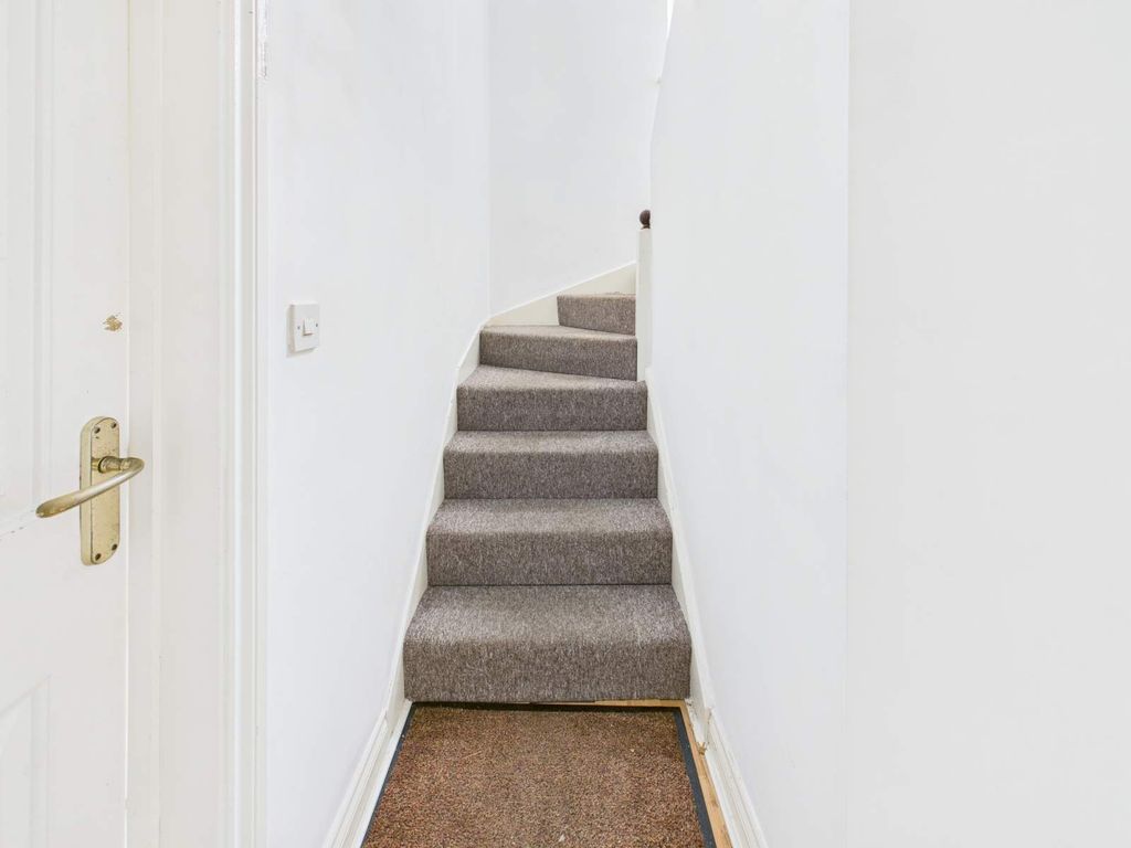 Additional image 17 of 4 bed end terrace house for saleMilestone Close, Heath, Cardiff. CF14