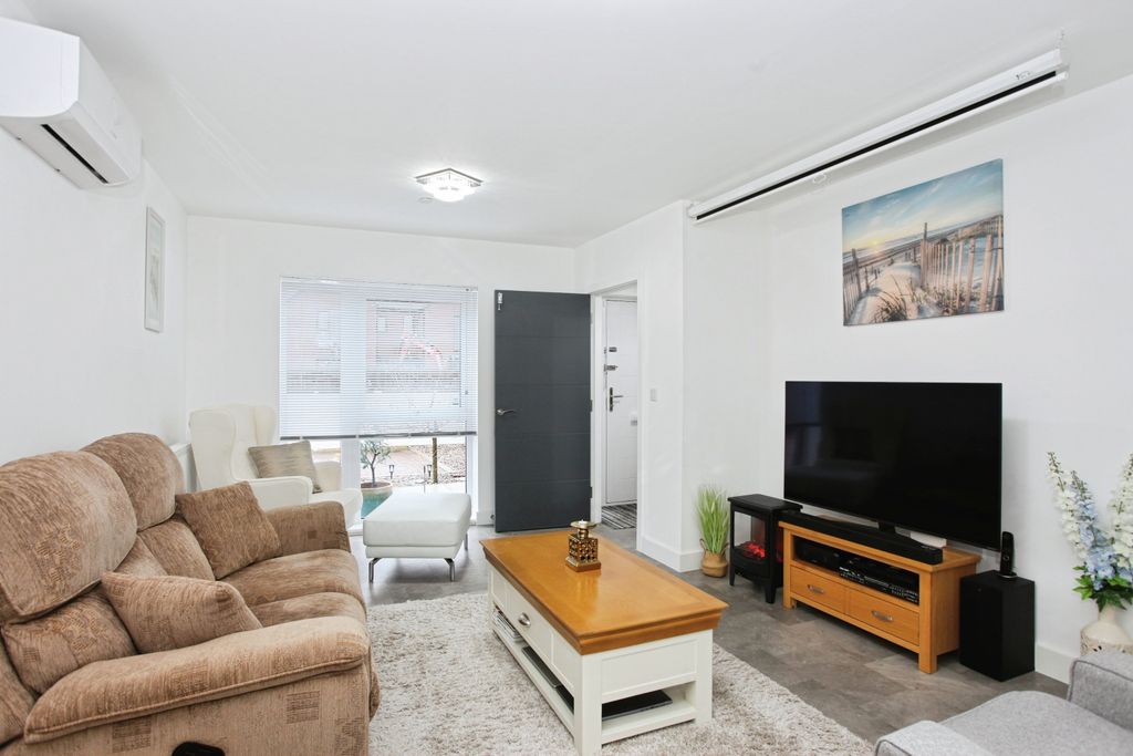 Additional image 6 of 4 bed semi-detached house for saleDolomite Close, Newport NP19