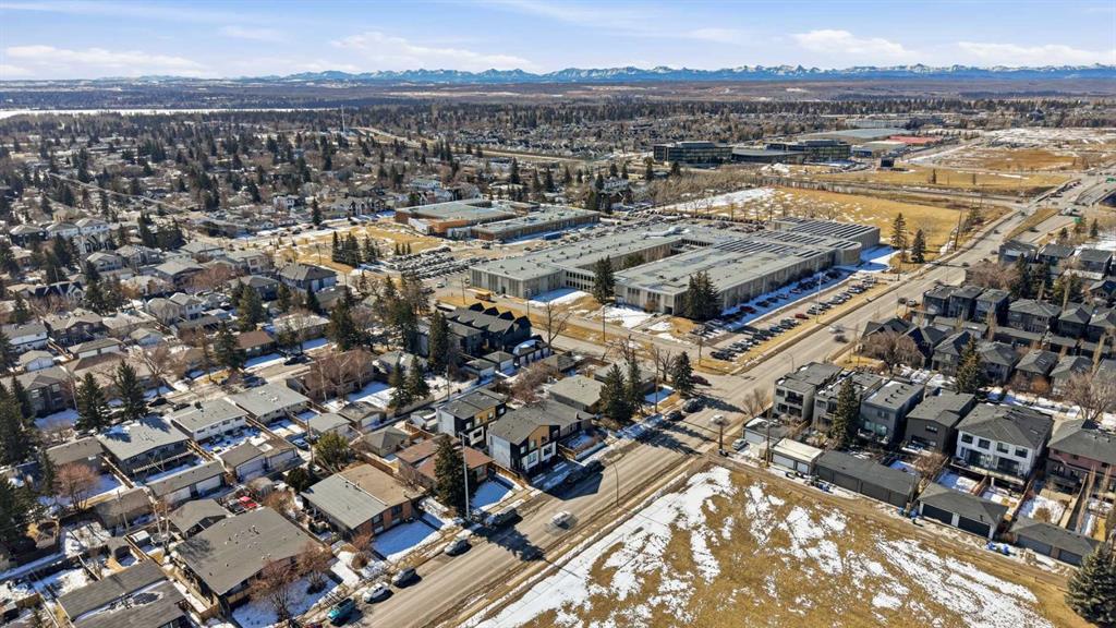 Additional image 5 of 2143 50 Avenue SW, Calgary, AB, T2T 2W5