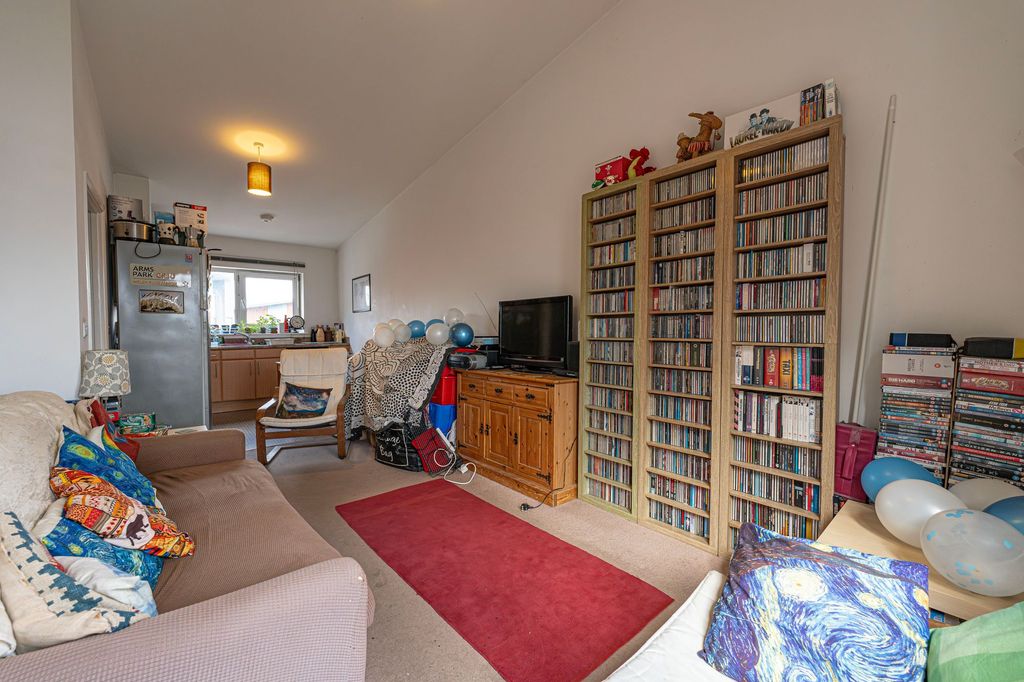Additional image 8 of 2 bed flat for saleJim Driscoll Way, Cardiff CF11