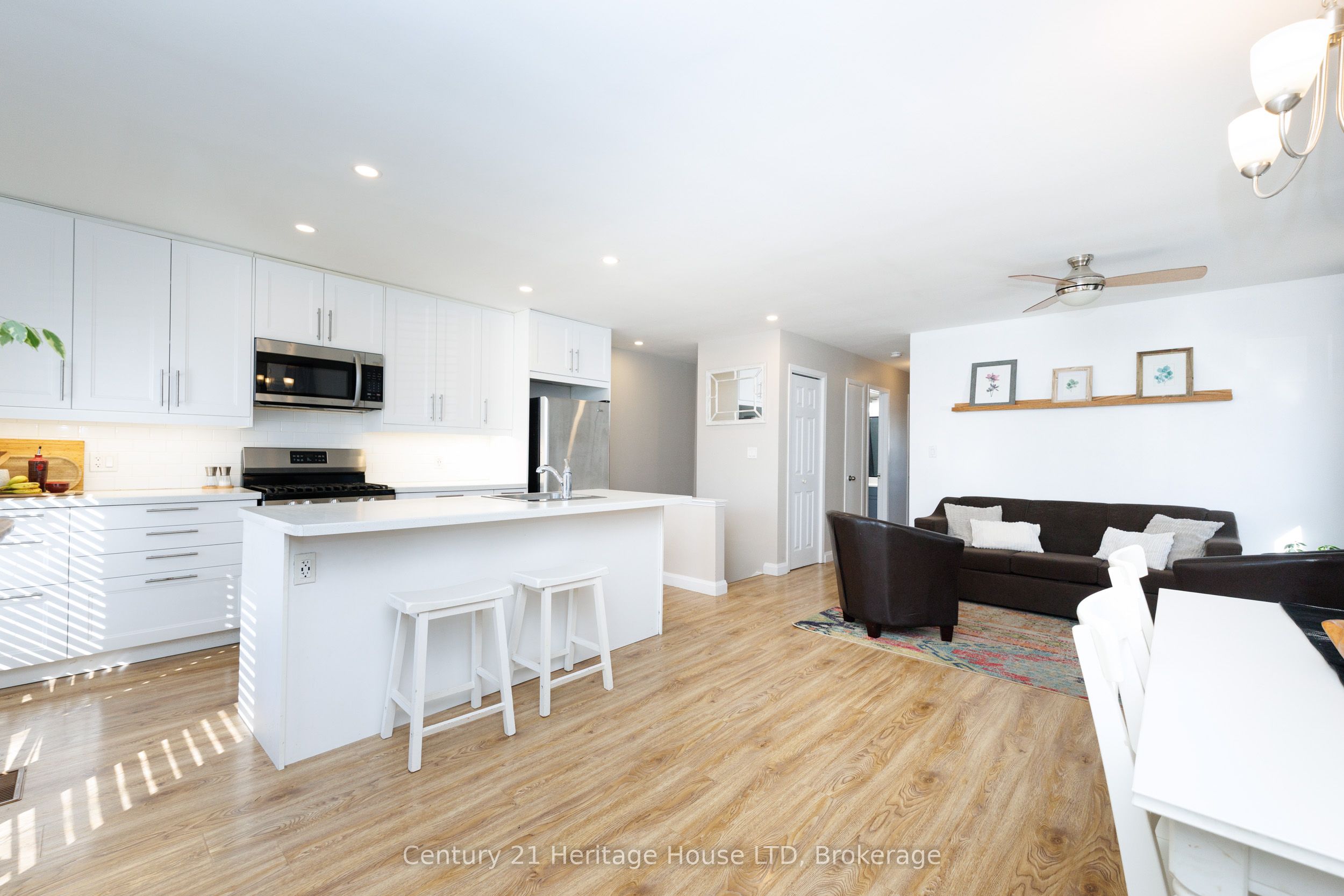 Additional image 4 of 6937 Dolphin Street, Niagara Falls, ON, L2E 6Y8