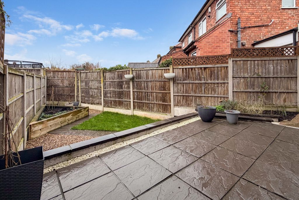 Additional image 14 of 3 bed semi-detached house for saleLeyton Crescent, Beeston, Nottingham, Nottinghamshire NG9