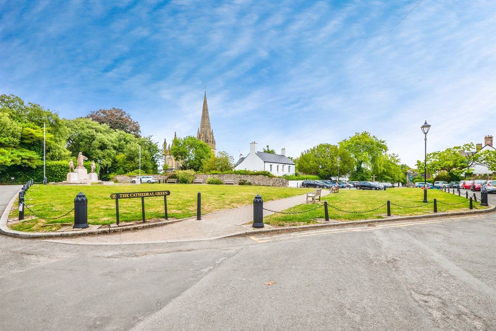 Additional image 17 of 2 bed flat for saleCardiff Road, Llandaff, Cardiff CF5
