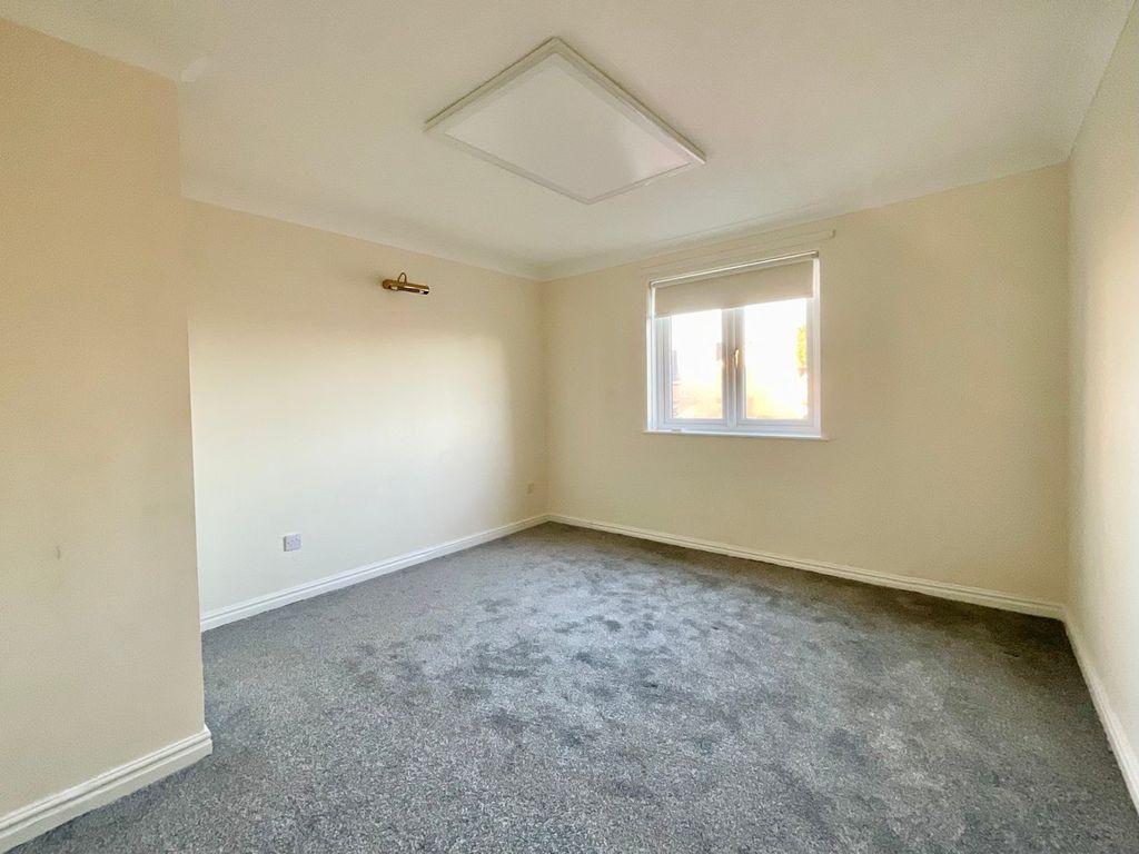Additional image 5 of 1 bed flat for saleCaerleon Road, Ponthir, Newport NP18