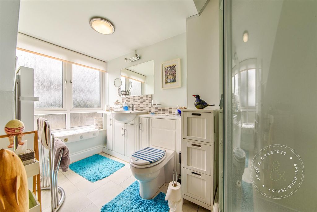 Additional image 11 of 3 bed flat for saleSilverton, Fairwater Road, Llandaff, Cardiff CF5