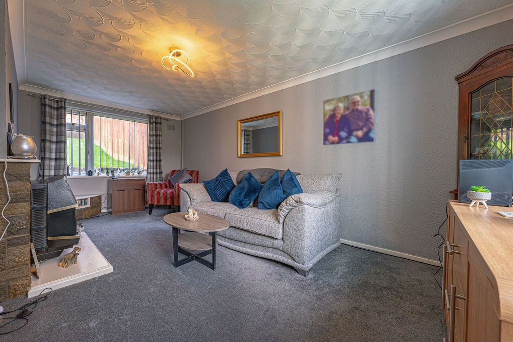 Additional image 3 of 3 bed terraced house for saleEdlogan Way, Croesyceiliog NP44