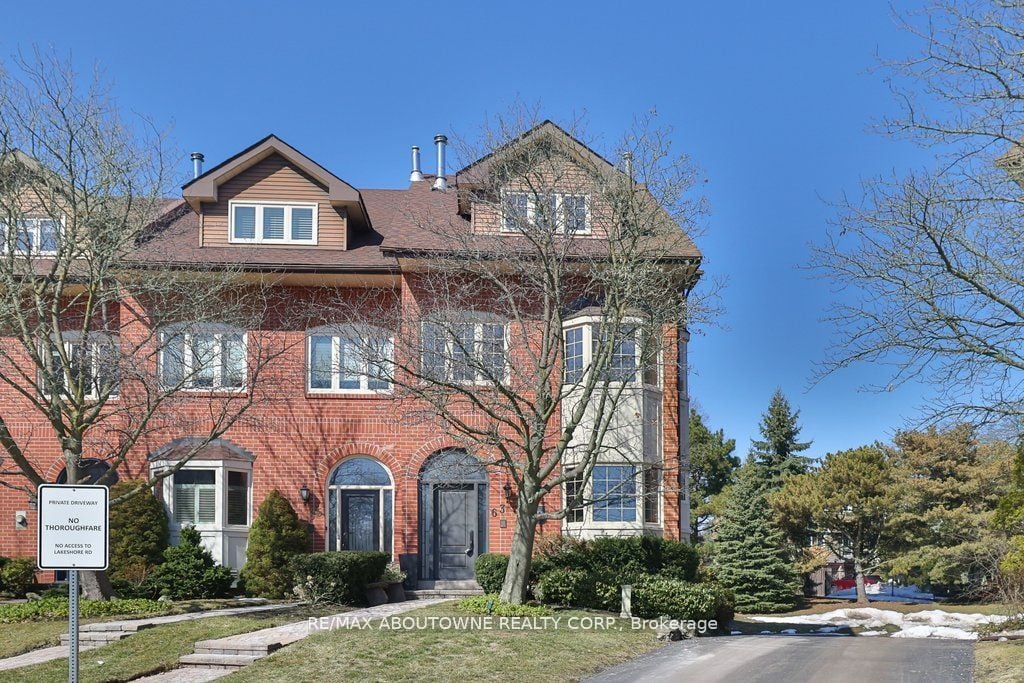 63 Tradewind Drive, Oakville, ON, L6L 6K8