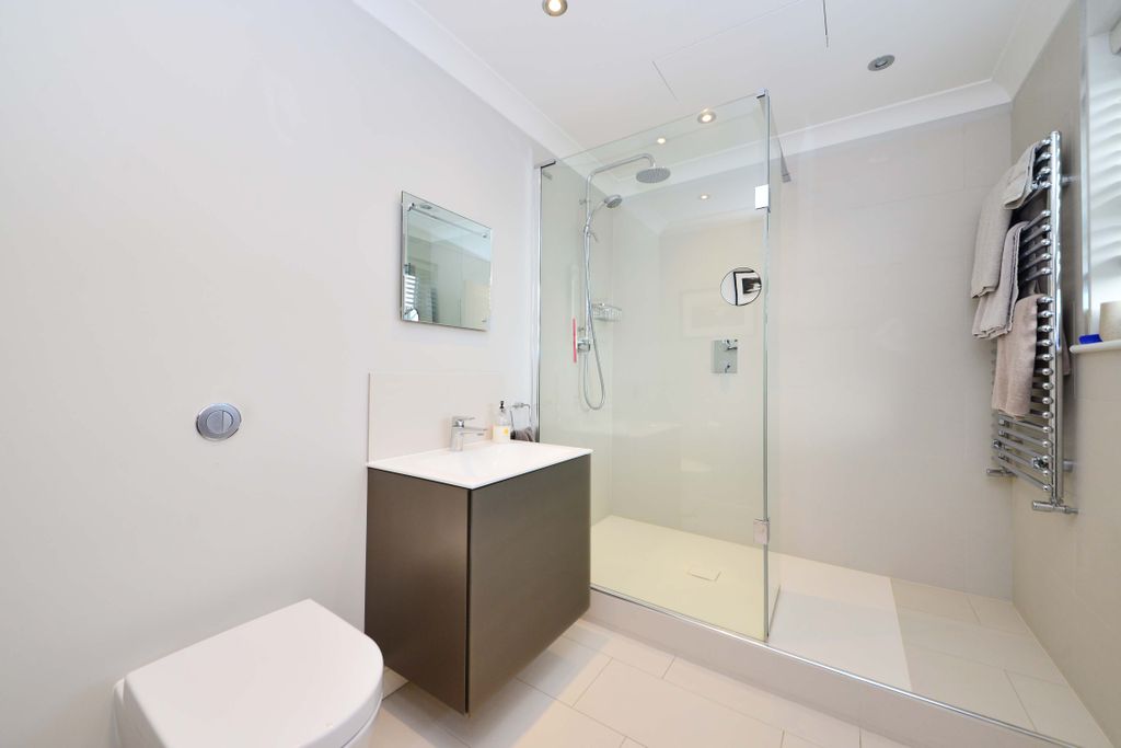 Additional image 12 of 3 bed flat for salePetersham Place, Edgbaston B15