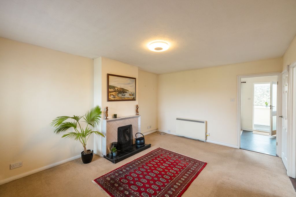 Additional image 4 of 3 bed semi-detached house for saleLa Tonnelle Clos Vale Road, St. Sampson, Guernsey GY2