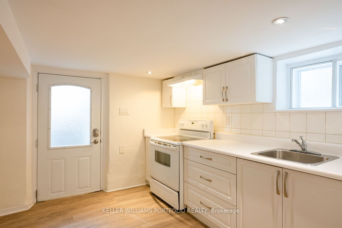 Lower-821 Gladstone Avenue, Toronto, ON, M6H 3J7
