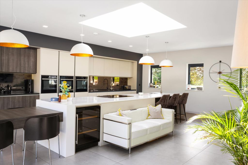 Additional image 13 of 4 bed detached house for saleHyde Lane, Cheltenham, Gloucestershire GL51