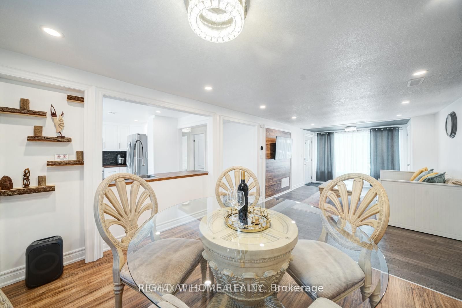 2020 Kate Avenue E, Innisfil, ON, L9S 1Y2 photo 4