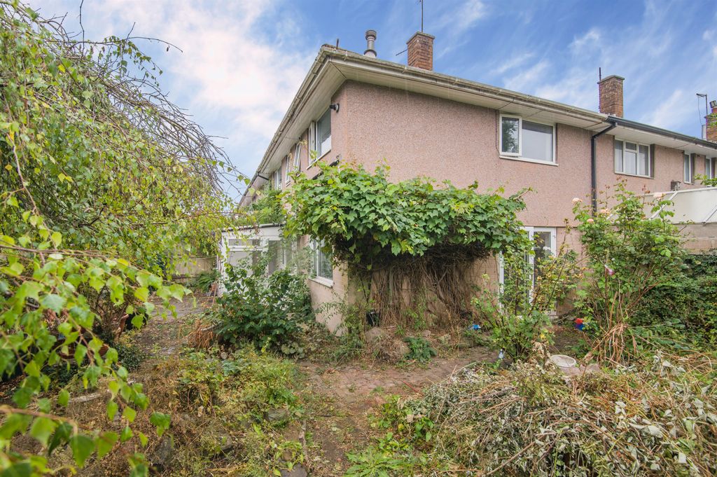 Additional image 20 of 4 bed terraced house for saleBrook Estate, Monmouth, Monmouthshire NP25