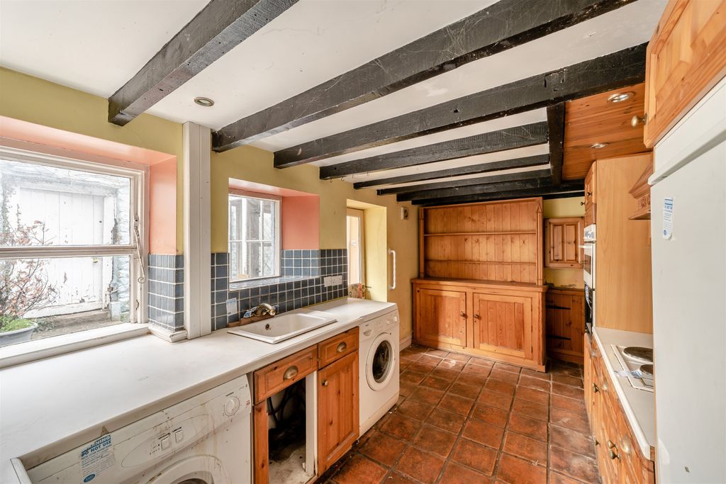 Additional image 7 of 4 bed end terrace house for saleTwyn Square, Usk, Monmouthshire NP15