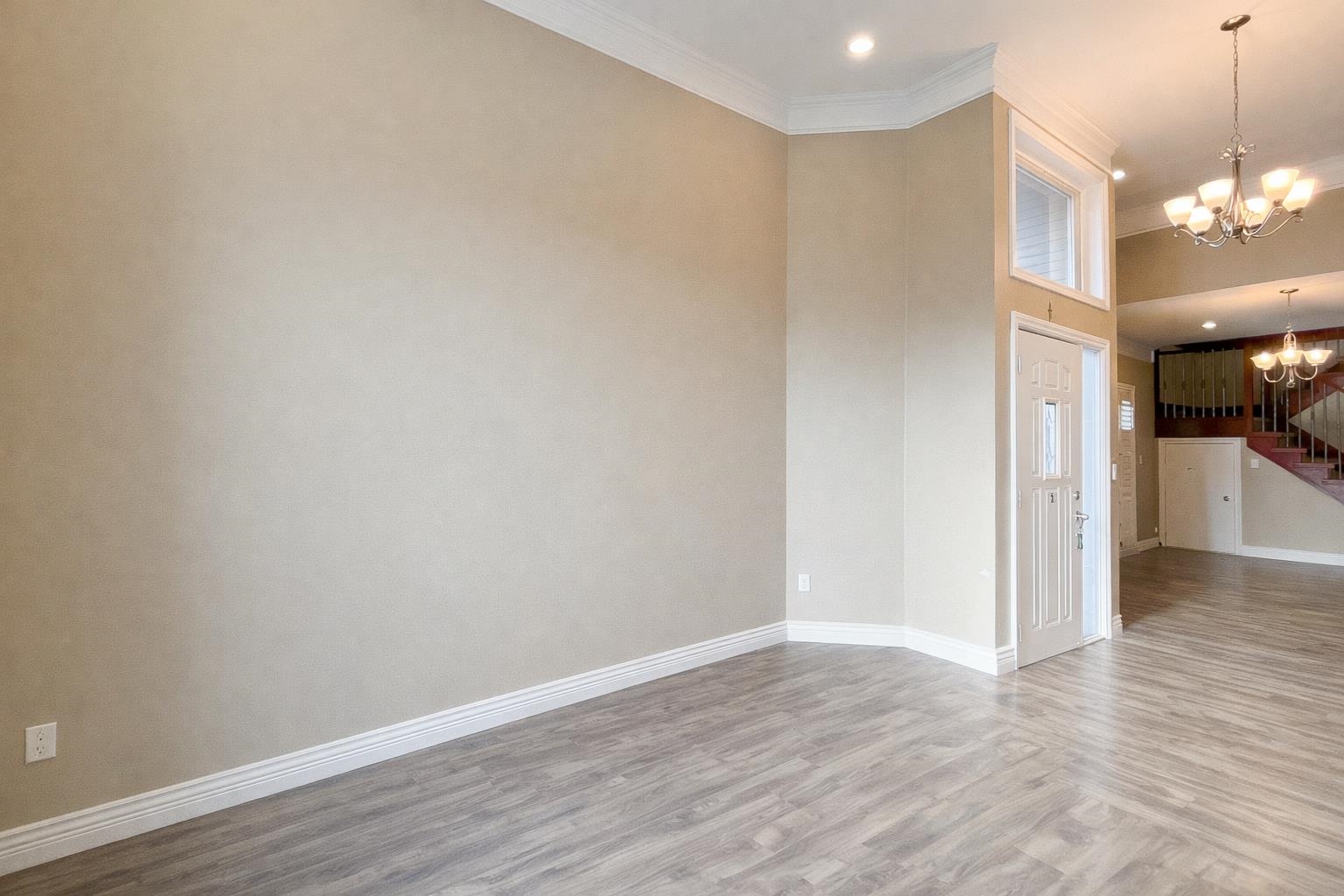 Additional image 3 of 6916 Cunningham Court, Burnaby, BC, V5E 0B1
