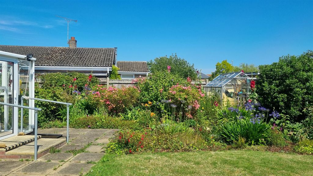 Additional image 31 of 2 bed semi-detached bungalow for saleSt. Michaels Way, Wenhaston IP19
