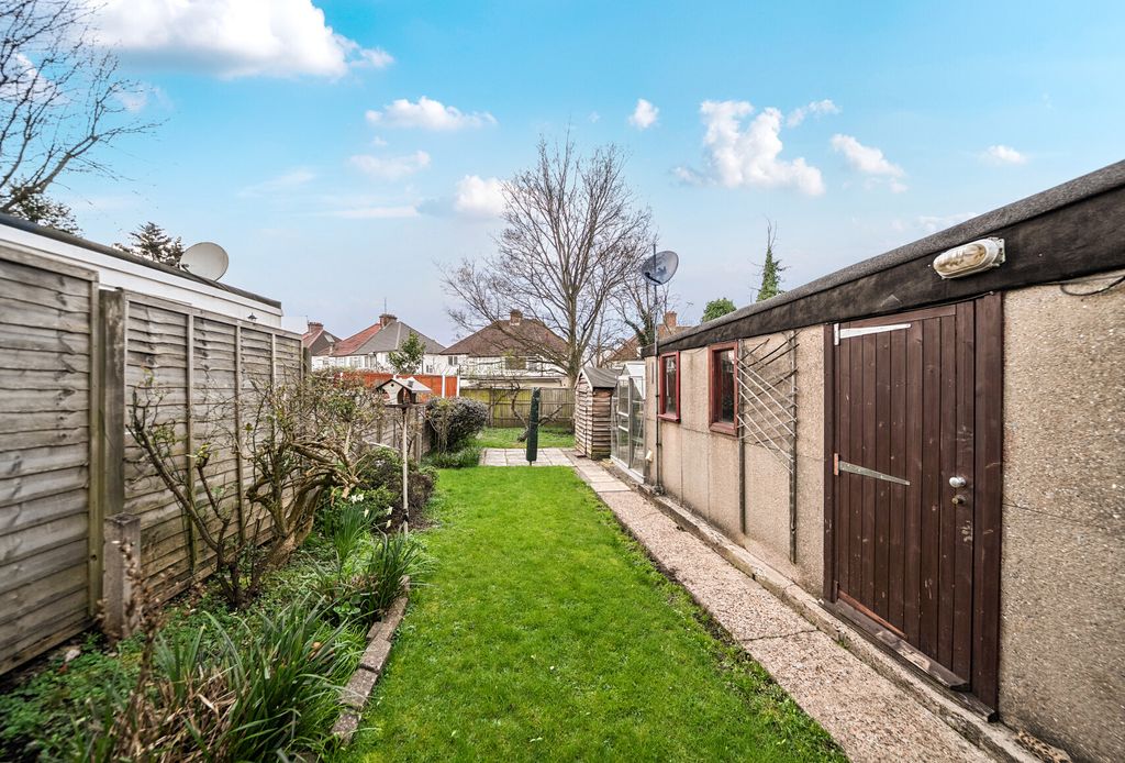 Additional image 6 of 3 bed semi-detached house for saleBuck Lane, London NW9