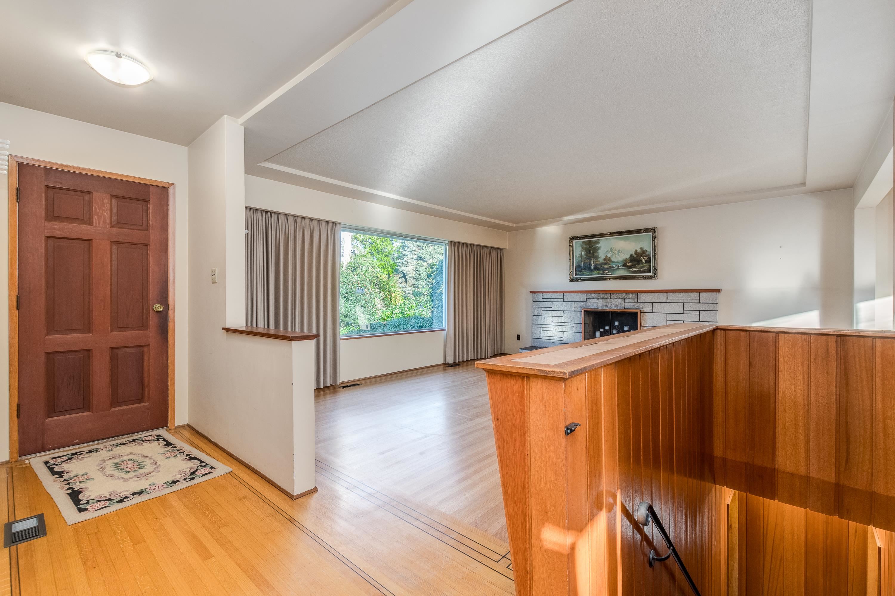Additional image 5 of 7046 Hillview Street, Burnaby, BC, V5A 1Y3