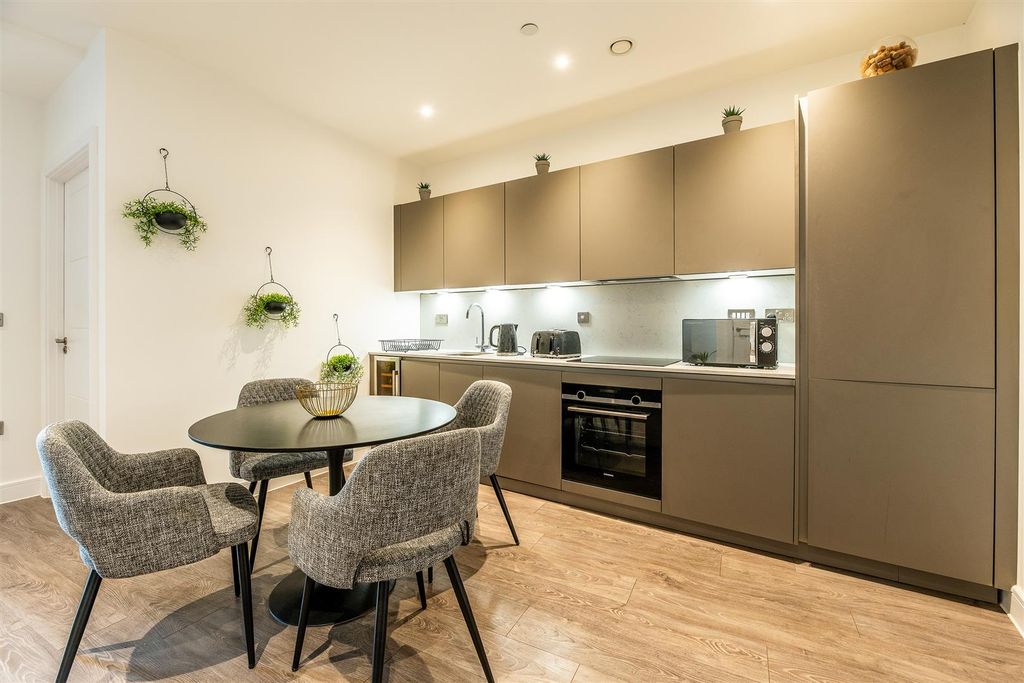 Additional image 6 of 1 bed flat for saleThe Waterside Apartments, Pavillion Road, West Bridgford NG2