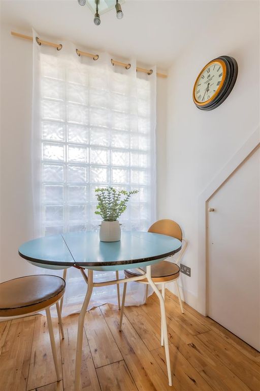 Additional image 7 of 2 bed flat for saleMarlborough Road, Penylan, Cardiff CF23