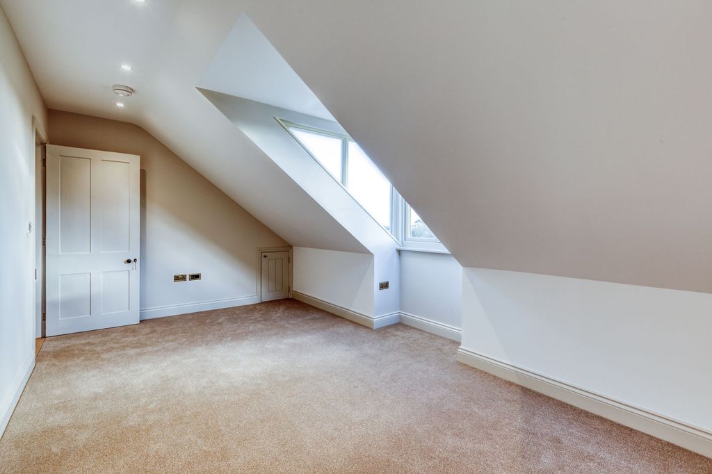 Additional image 27 of 4 bed semi-detached house for saleThe Farmhouse, La Porte, St Saviour JE2