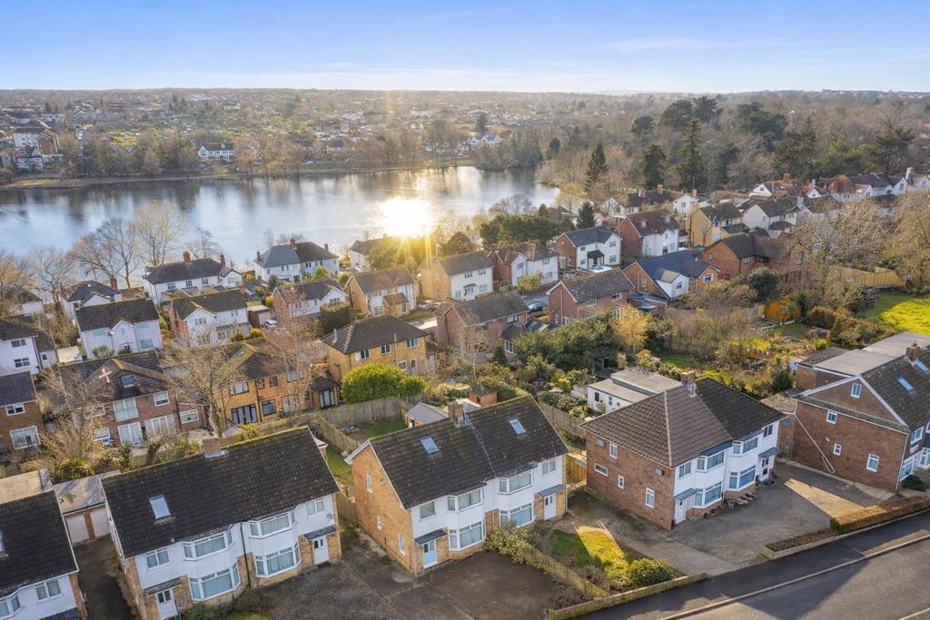 3 bed semi-detached house for saleHuron Crescent, Lakeside, Cardiff CF23