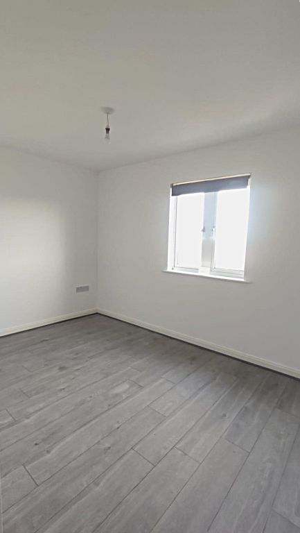 Additional image 9 of 2 bed flat for saleMagretian Place, Cardiff CF10