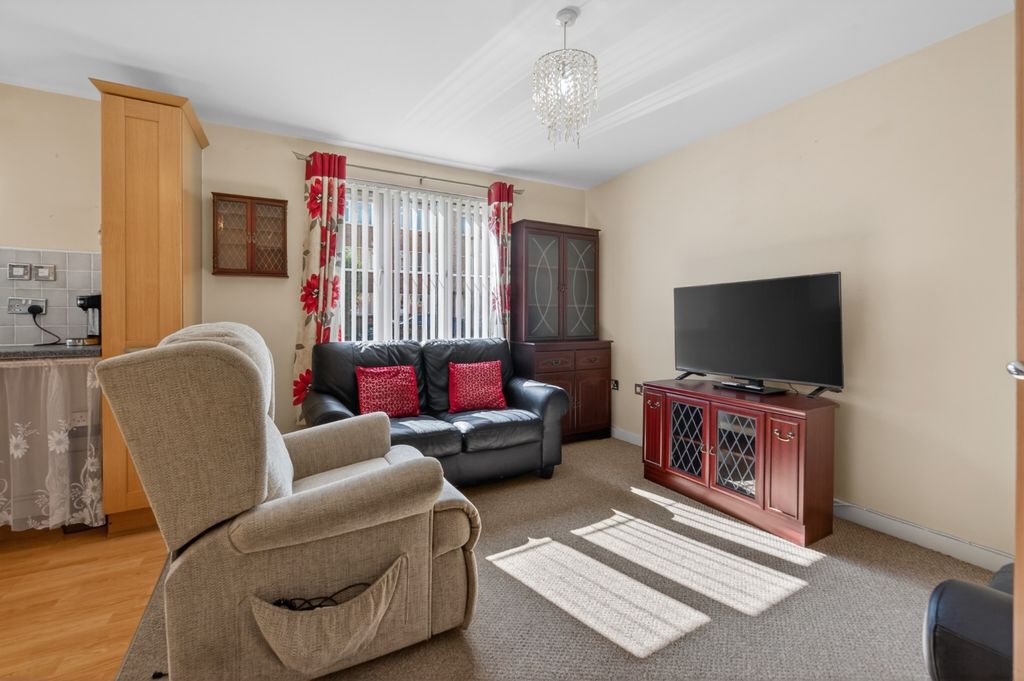 Additional image 3 of 2 bed flat for saleRidgeway Road, Rumney, Cardiff, South Glamorgan CF3