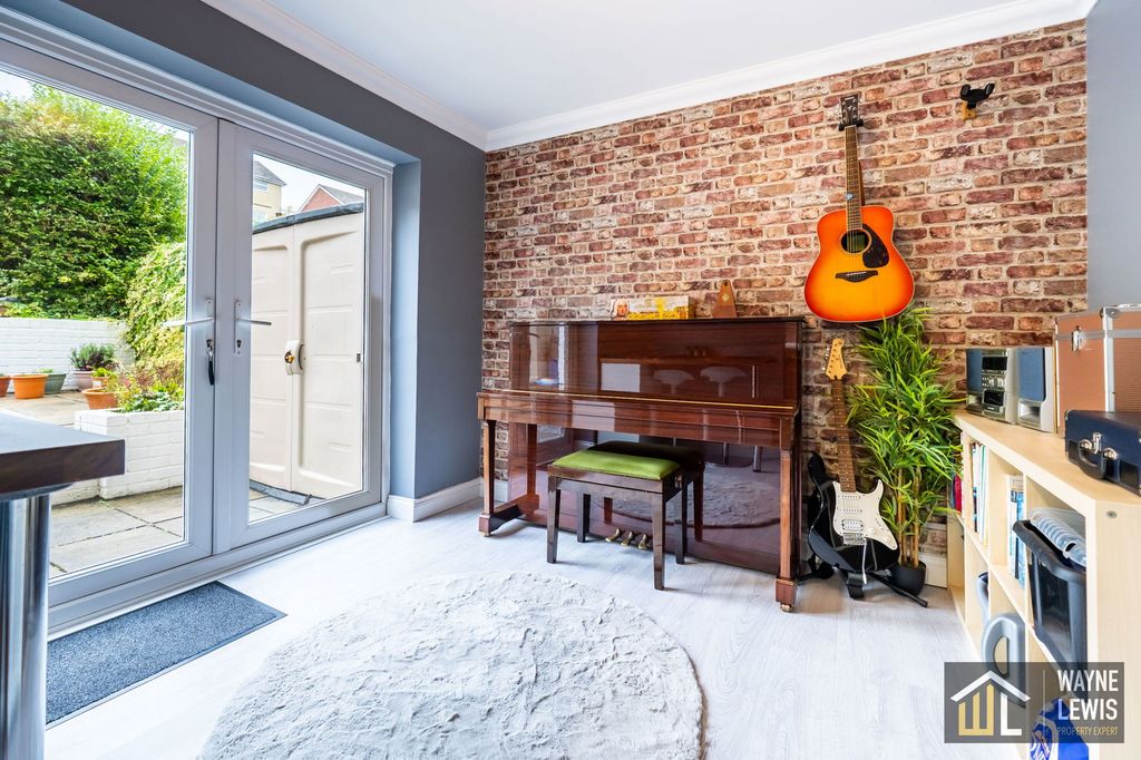 Additional image 22 of 5 bed semi-detached house for saleManorbier Crescent, Rumney, Cardiff CF3
