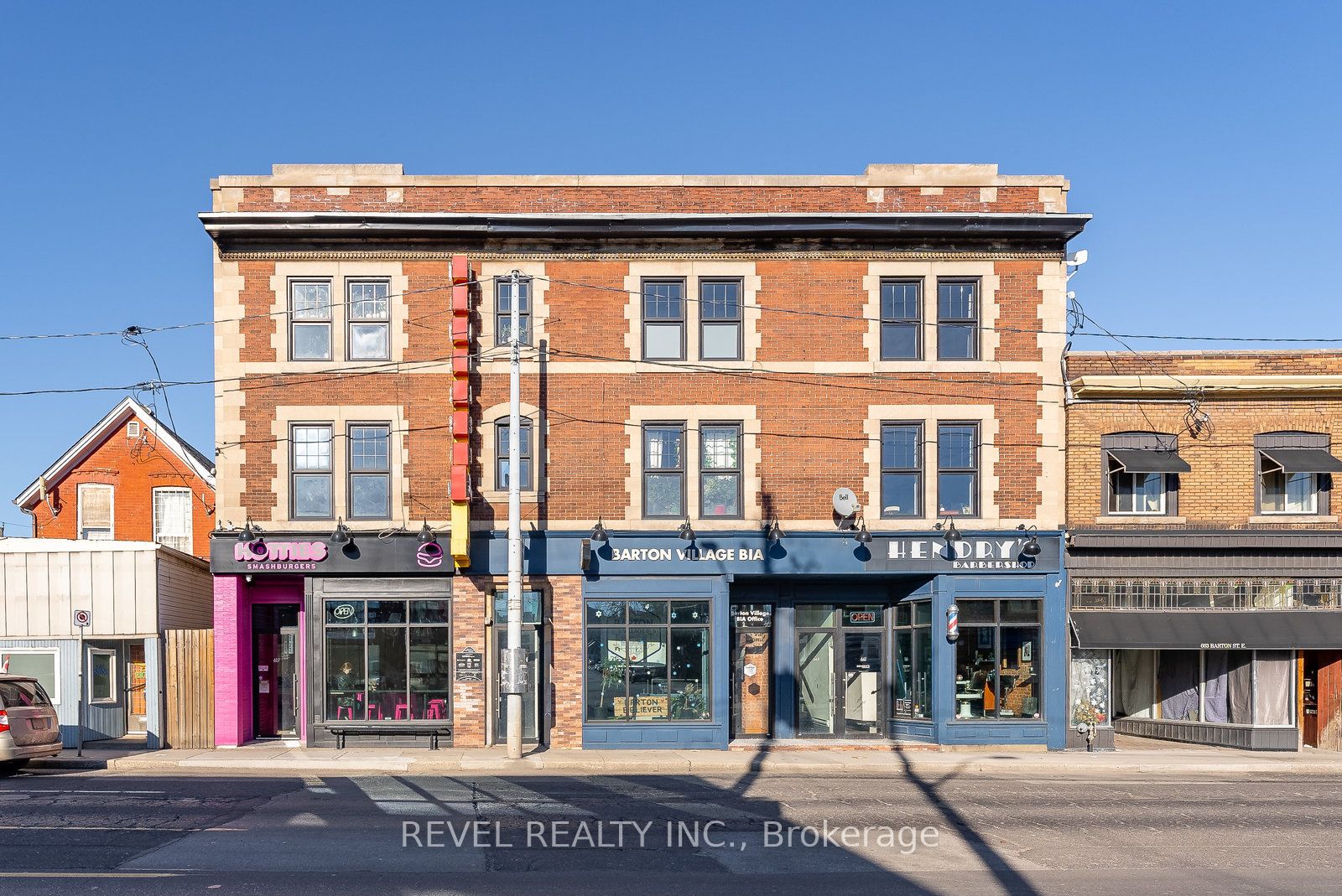 302-657 Barton Street E, Hamilton, ON, L8L 3A3