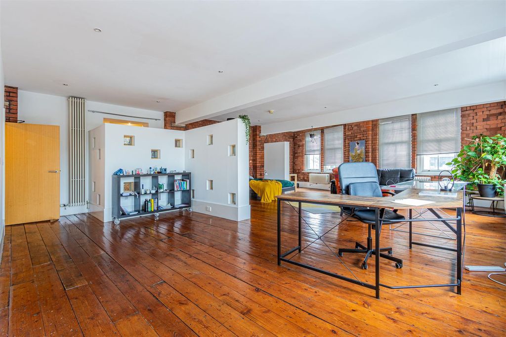 Additional image 6 of Studio for sale4 Ocean House, Clarence Road, Cardiff CF10