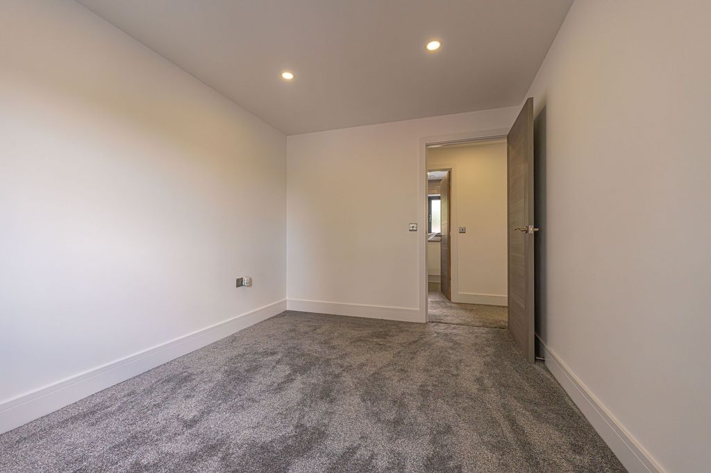 Additional image 24 of 4 bed detached house for saleRoyal Oak Hill, Christchurch NP18