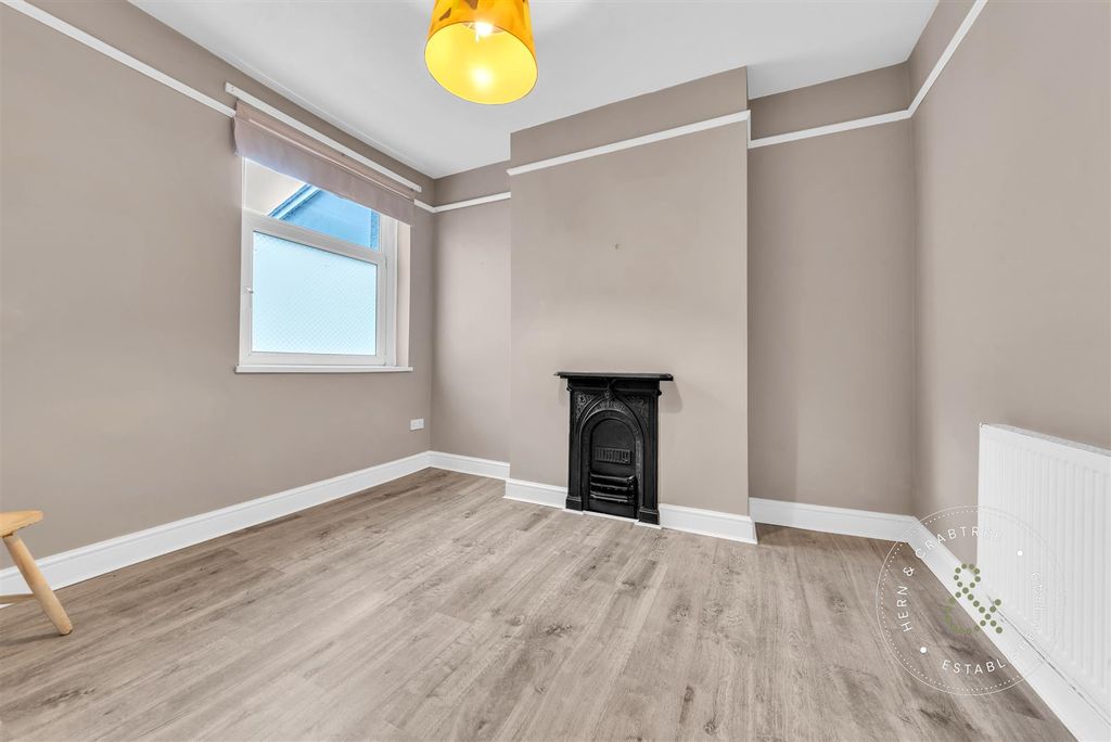 Additional image 14 of 1 bed flat for saleLeckwith Road, Leckwith, Cardiff CF11