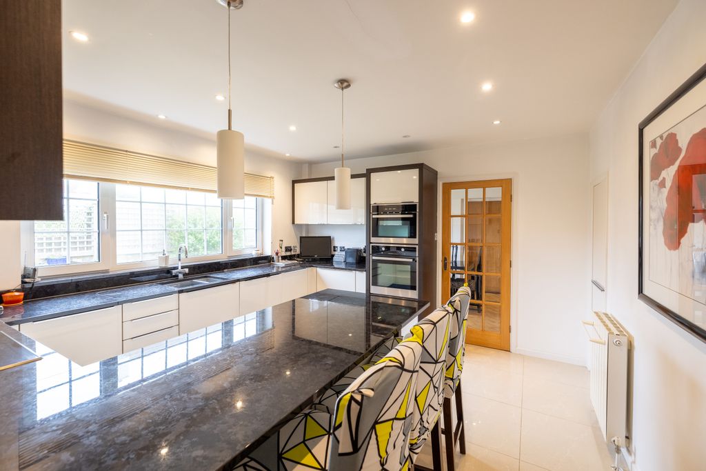 Additional image 17 of 3 bed semi-detached house for saleLe Long Trac, St. Martin, Guernsey GY4