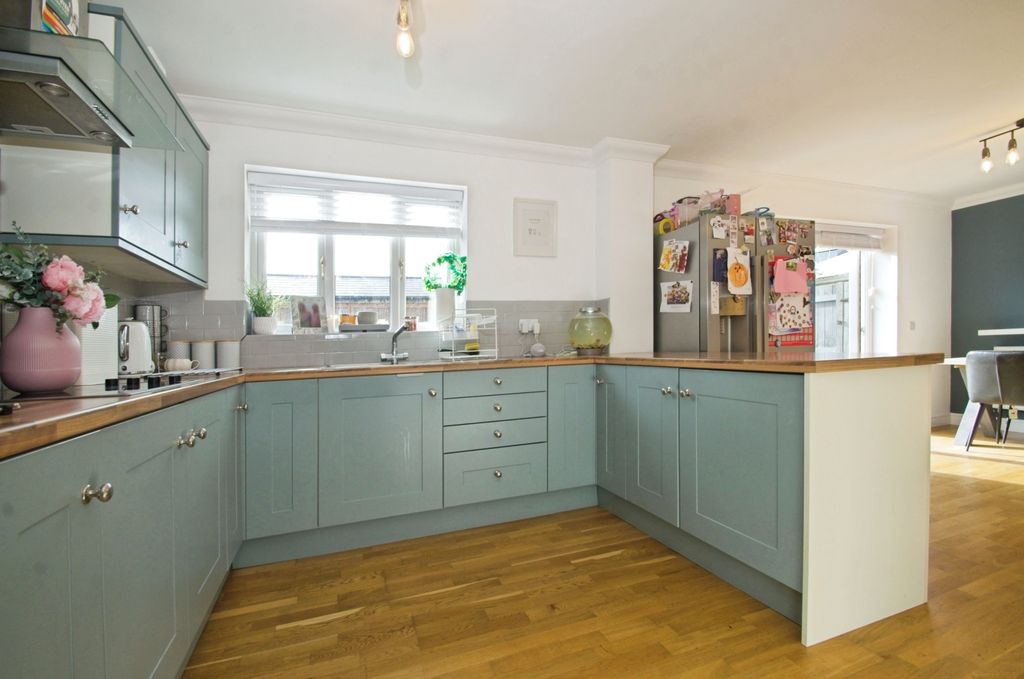 Additional image 6 of 4 bed detached house for saleClos Bronwydd, Ebbw Vale NP23