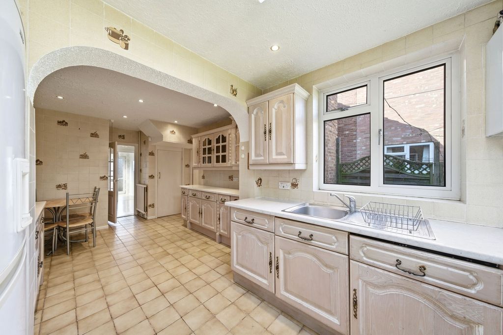 Additional image 8 of 5 bed semi-detached house for saleLong Reach Road, Cambridge CB4