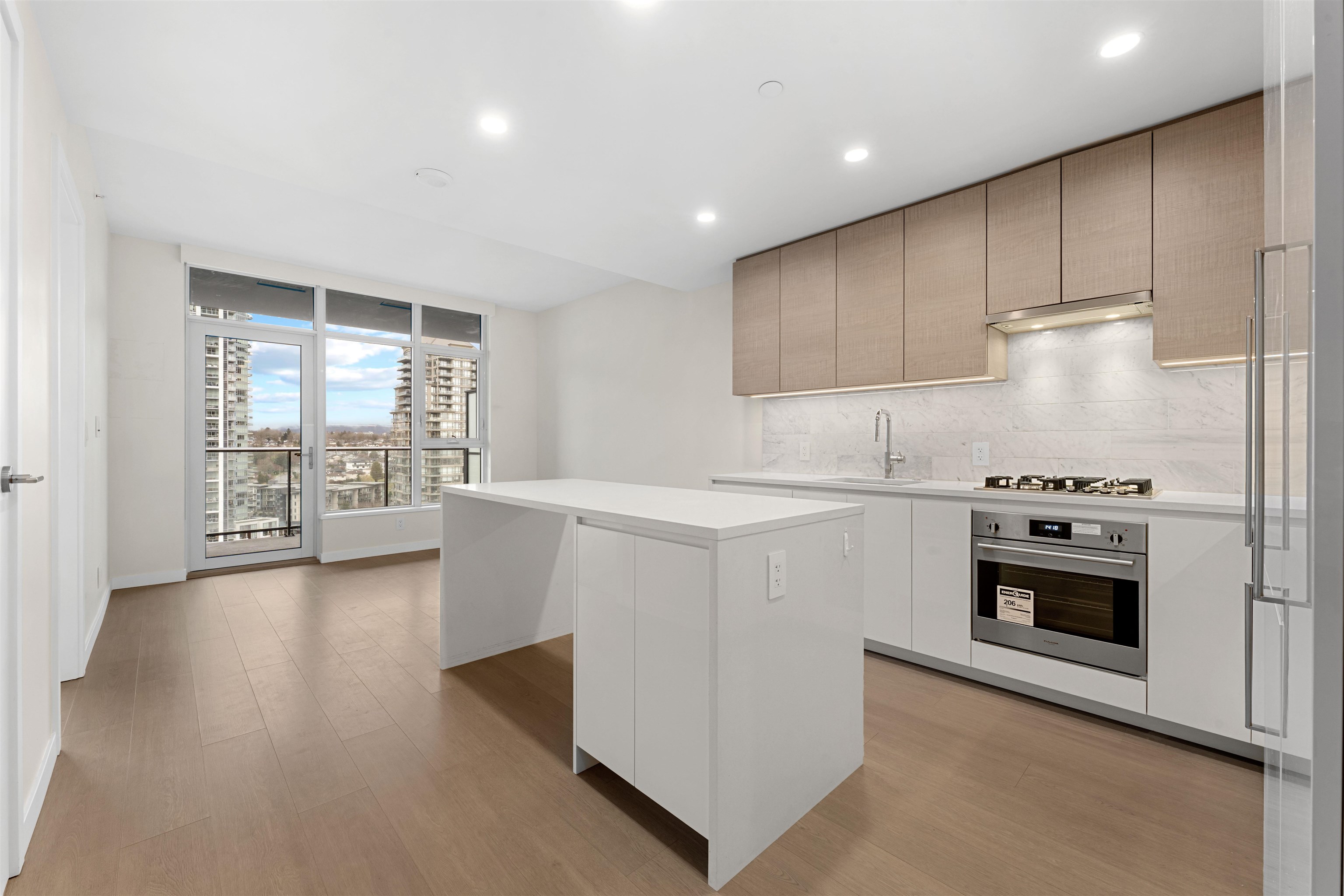 Additional image 3 of 1806-2108 Gilmore Avenue, Burnaby, BC, V5C 0N8