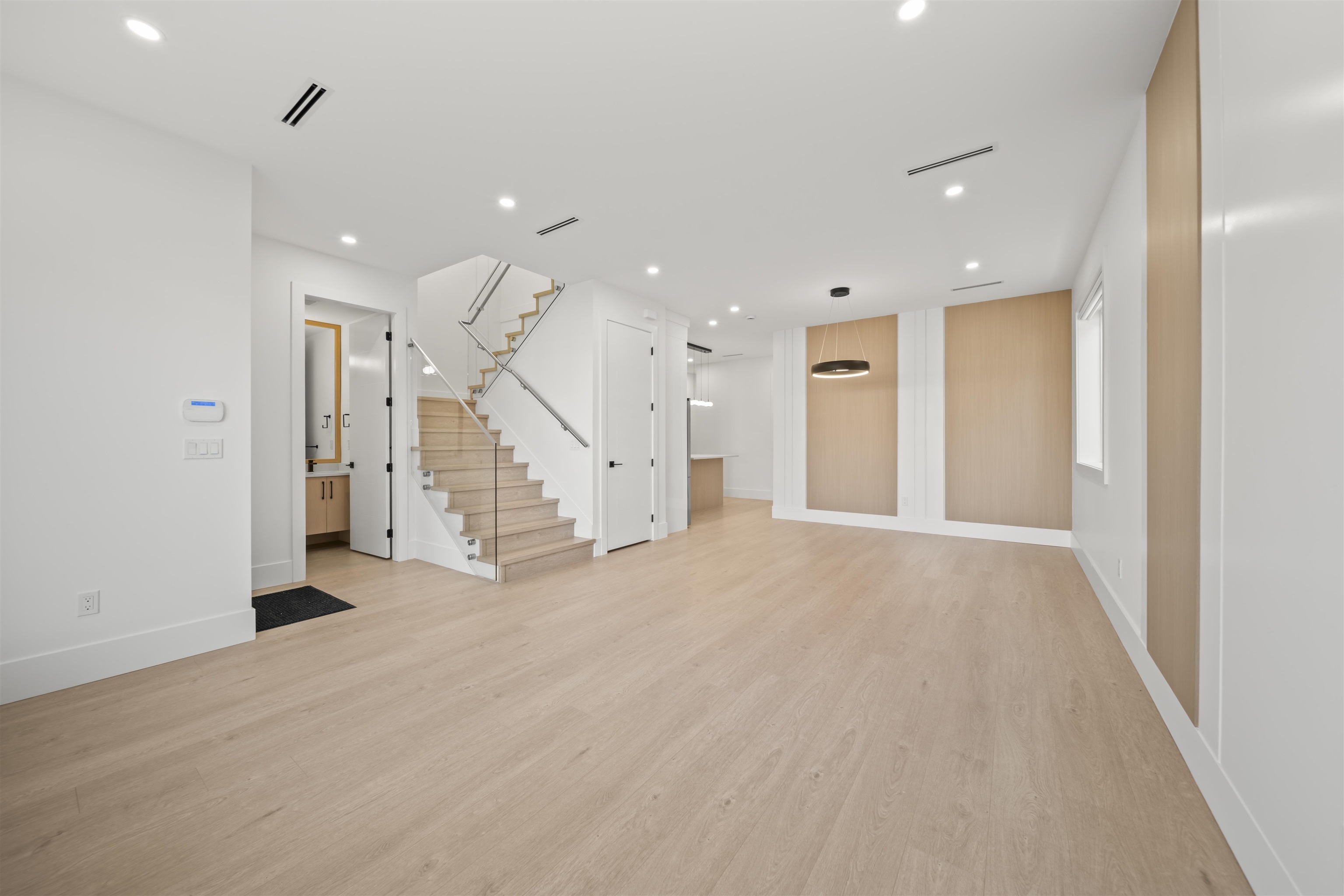 Additional image 3 of 2-10700 Aragon Road, Richmond, BC, V7A 3E9