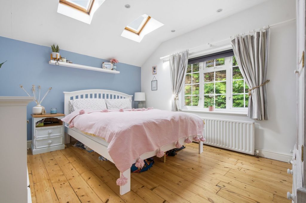 Additional image 5 of 3 bed semi-detached house for saleNursery Lane, Ascot SL5