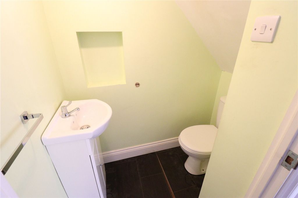 Additional image 8 of 4 bed semi-detached house for saleThe Grove, Kingsbury, London NW9