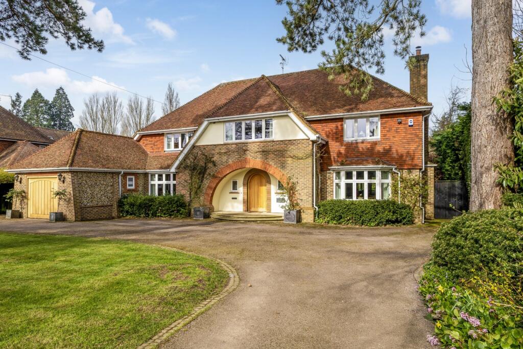 Cross Lane, Harpenden, Hertfordshire