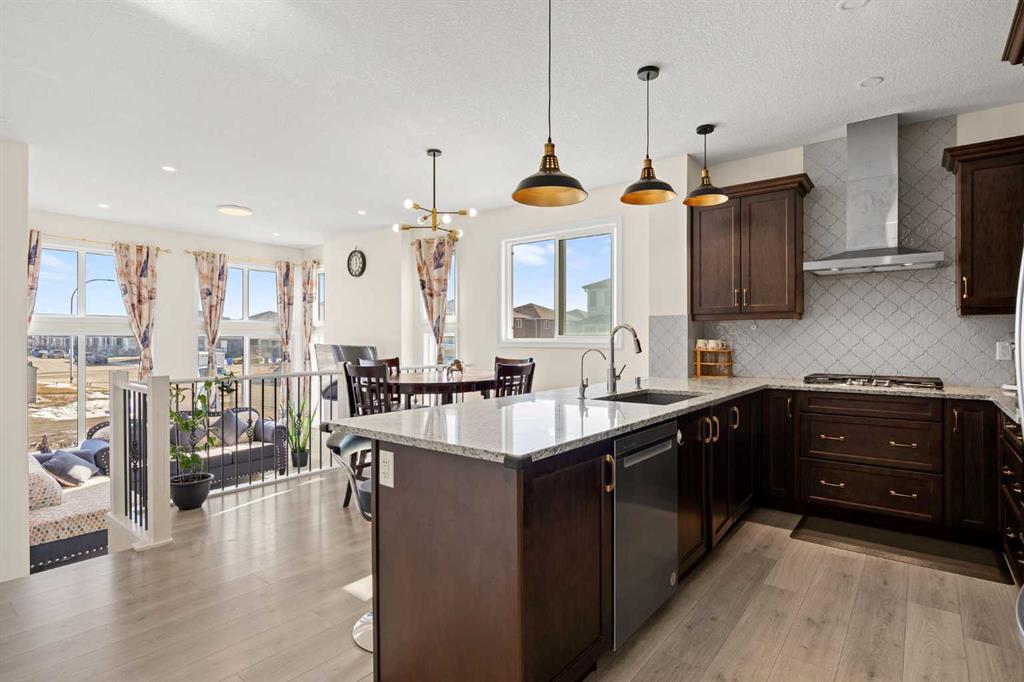 Additional image 6 of 6 Corner Glen Common NE, Calgary, AB, T3N 2L5