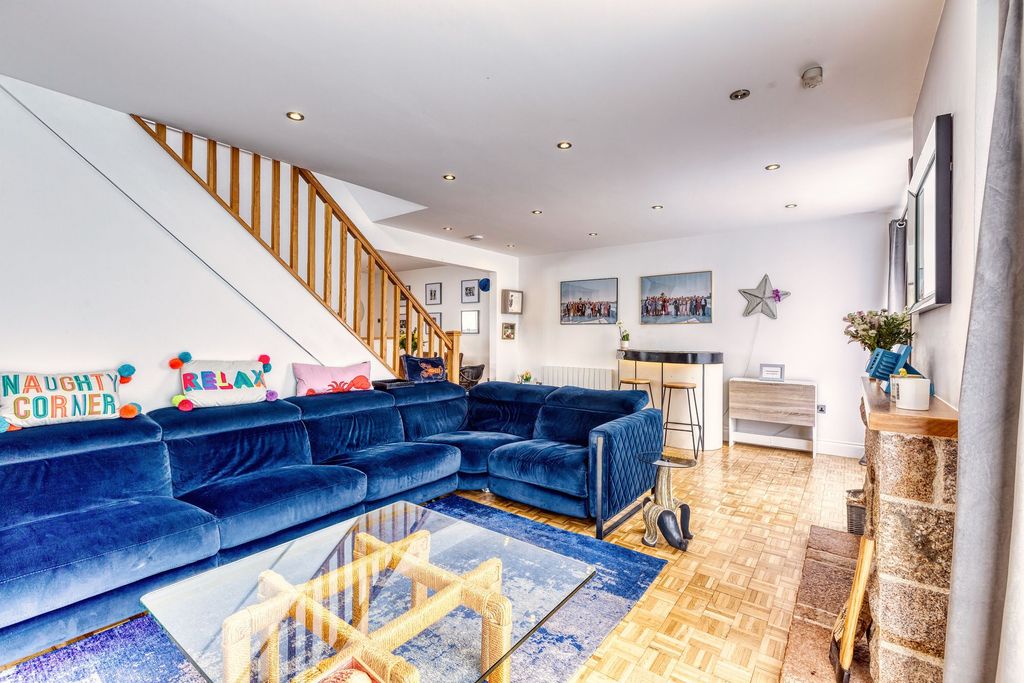 Additional image 10 of 4 bed semi-detached house for sale13 Nomond Avenue, St Helier JE2