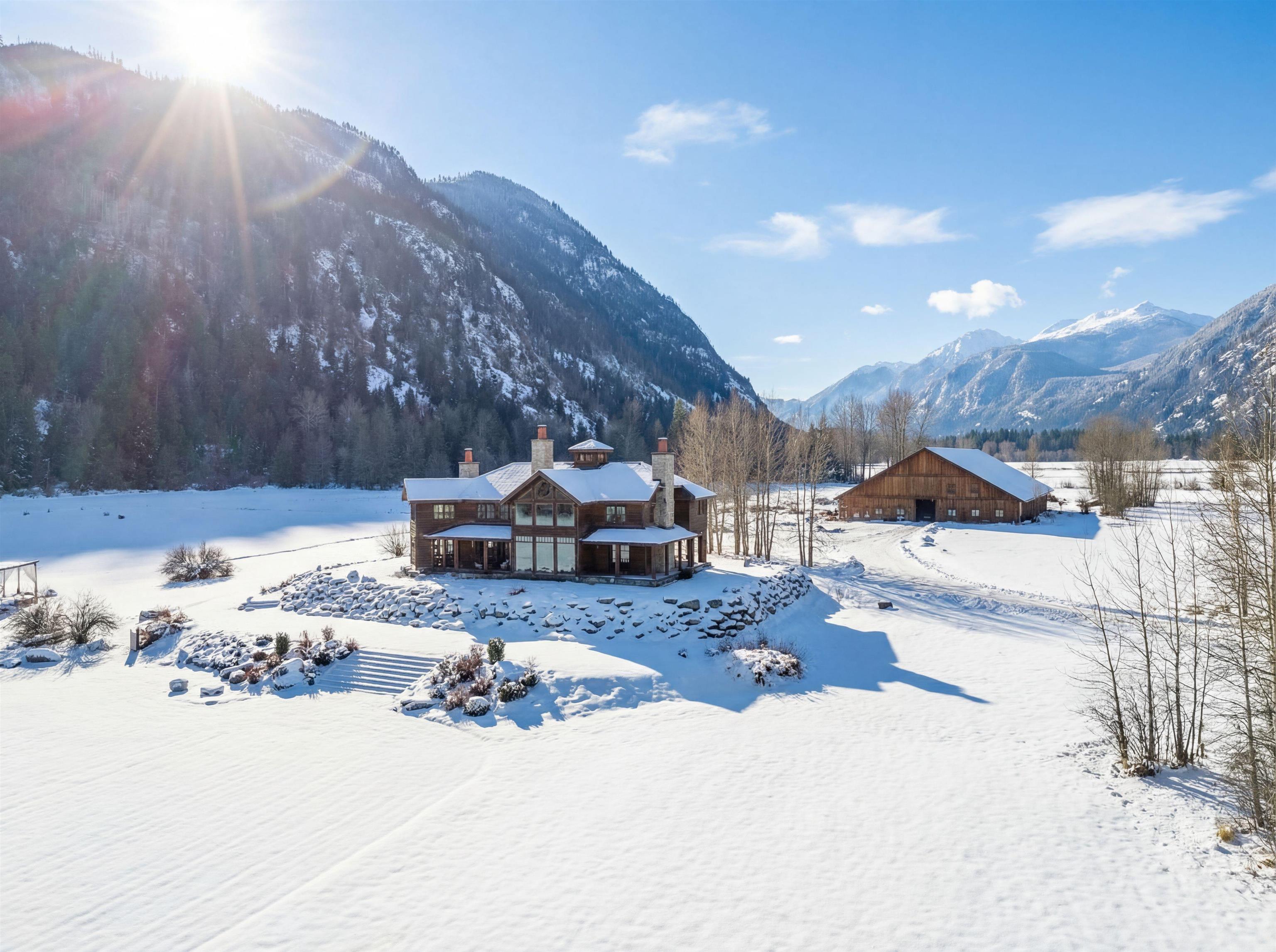 9115 Pemberton Meadows Road, Pemberton, BC, V0N 2L2