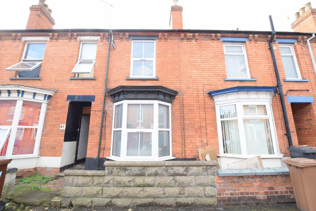 6 bed terraced house for saleKirkby Street, Lincoln LN5