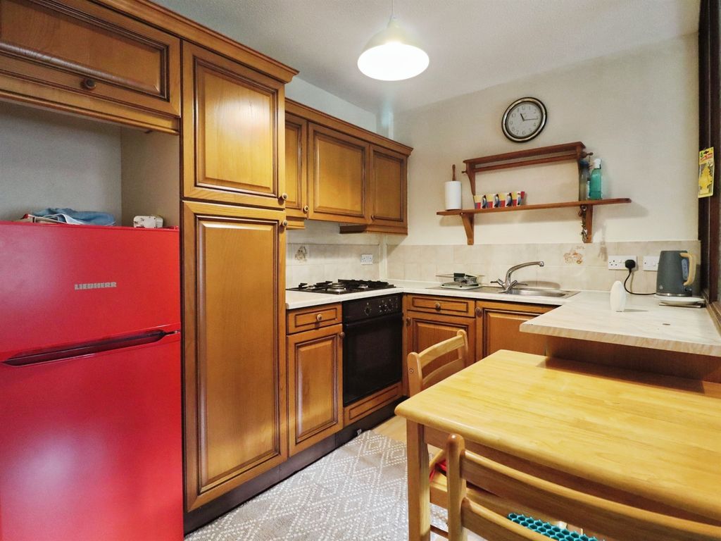 Additional image 3 of 2 bed flat for saleLoftus Street, Cardiff CF5