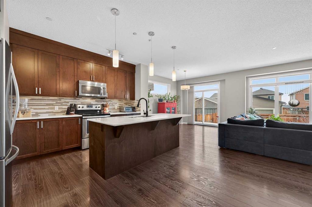 Additional image 6 of 15 Fireside Crescent, Cochrane, AB, T4C 2L4