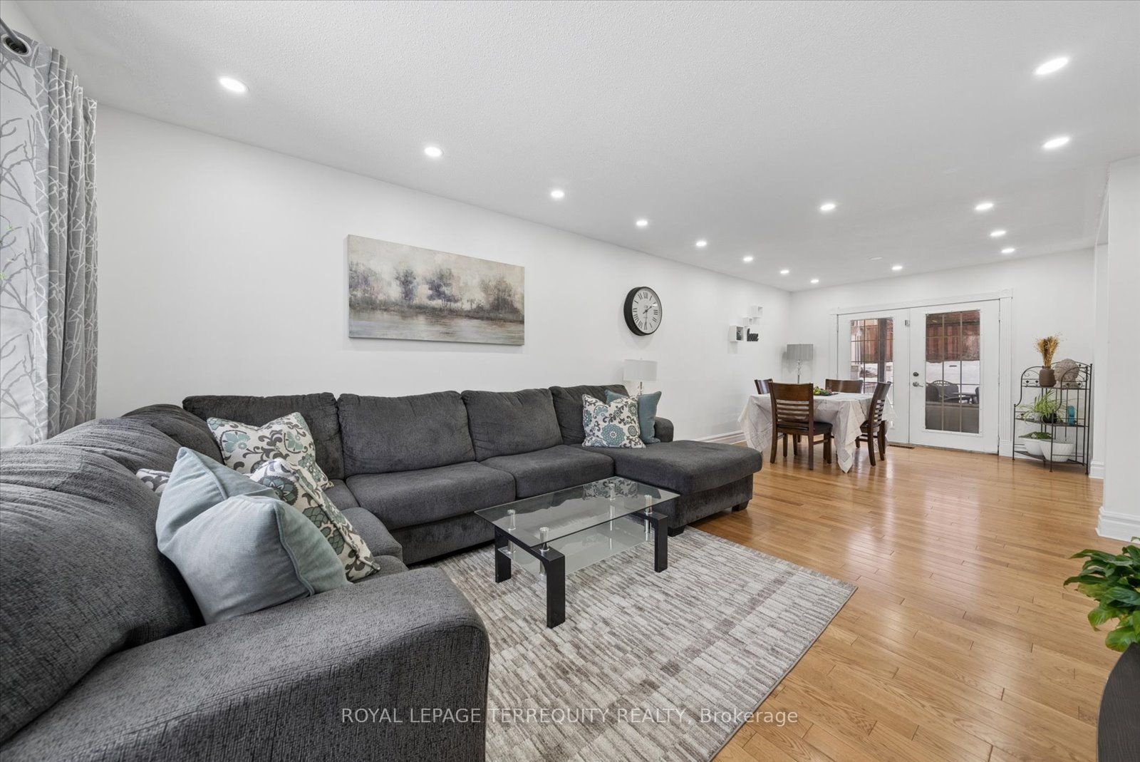39 Baldwin Lane, Barrie, ON, L4N 2W2