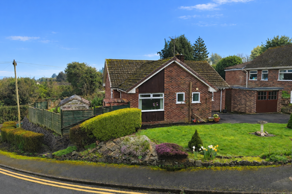 3 bed detached house for saleFitzosborn Close, Chepstow NP16